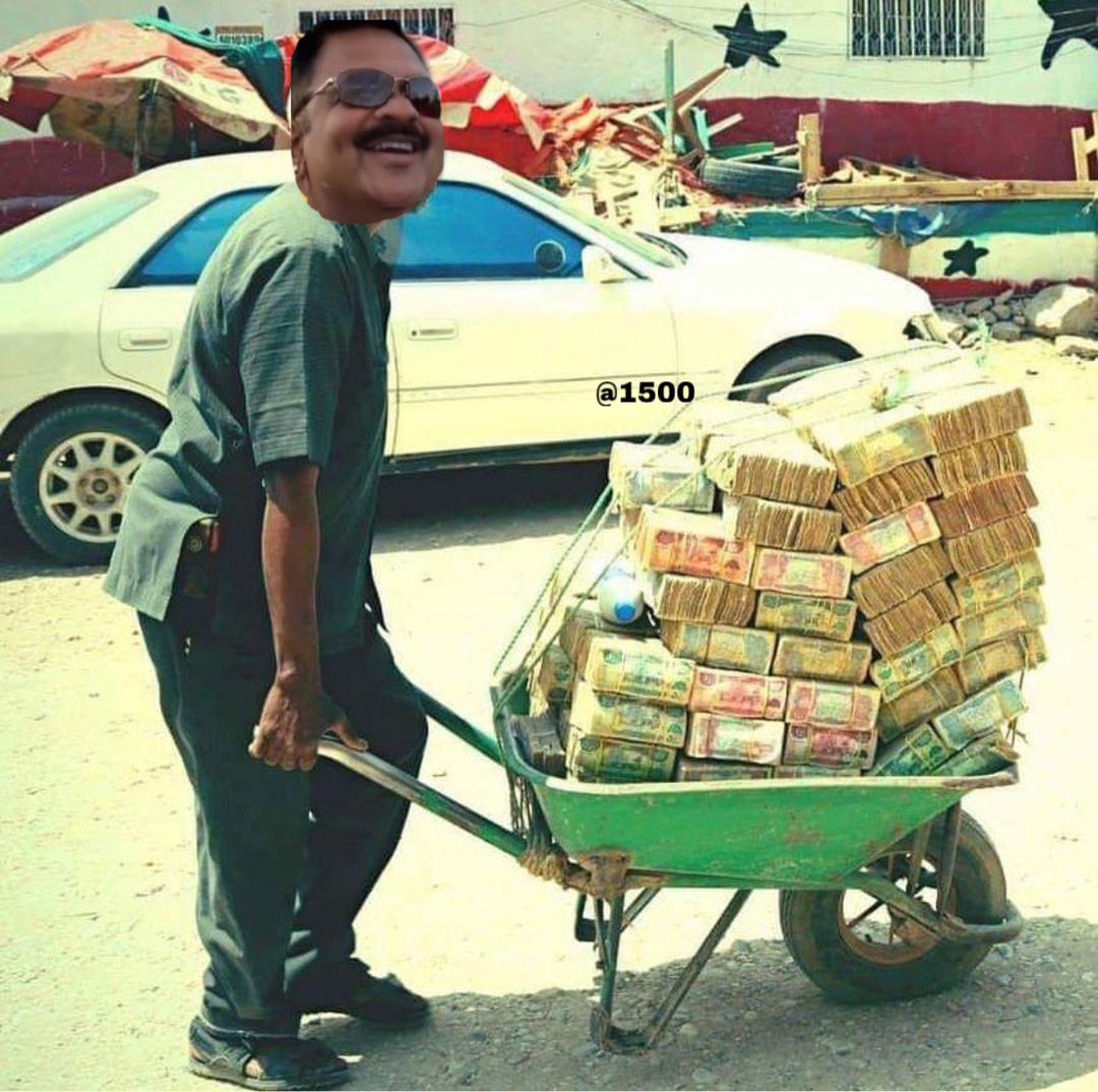 Patriotism Over Millions: Did Dennis Oliech’s Loyalty to Kenya Cost Him a Fortune?

 In 2004, Oliech was offered between Ksh 200M and Ksh 890M to ditch his Kenyan passport and play for Qatar. He chose Kenya instead.