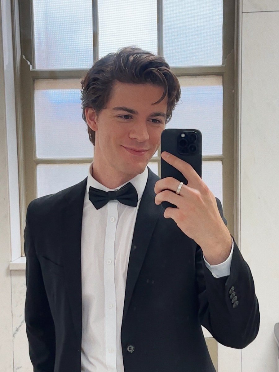 certified wedding crasher