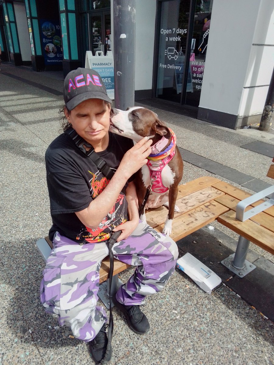 LebrockTony's tweet photo. Papa's Going 2 Work!!!💙🐾😘
💙🐾💙💙😎🥰🫰💙💙🐾💙
#pittieparent #dogdadlife #dogdad #pittielife #dogsjoy 
#droppingoff #goingout #dog #AfternoonDelight #papasgirl #afternoonvibes #citywalking
#pitties #daddyslitttlegirl #pit
#MadamRiley https://t.co/4GgAA7cwRX