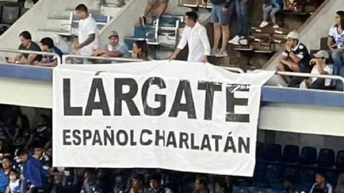 PedroJmnzF's tweet photo. @MrOFFSIDER Se alquila pancarta 😂 https://t.co/PHzGjN5olT