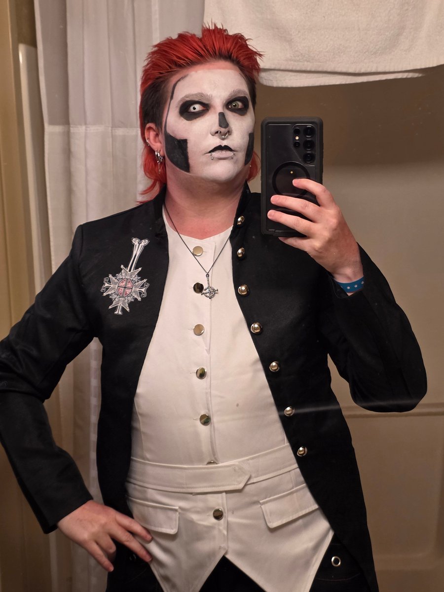 Snap_Watcher's tweet photo. Some photos from my ritual in Rosemon on Aug 1st. It was amazing being in the front row~ https://t.co/NjBtvFY3Xh