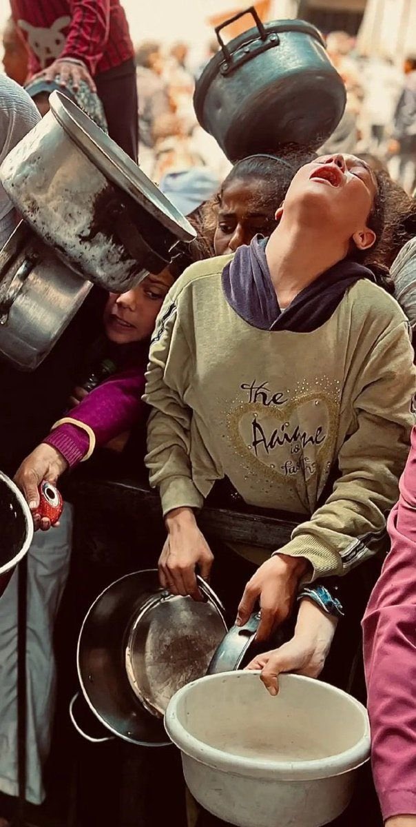 Mazlumun dünyasında 
kıyamet koparken, 

zalime yatağında 
rahatlık verme Allah’ım.🤲
🇯🇴🇯🇴🇯🇴

 #SabahNamazı 
#Hayırlısabahlar 
#GazzeAçlıktanÖlüyor 
 #RiseForGaza
#Gazze #FilistiniUnutma