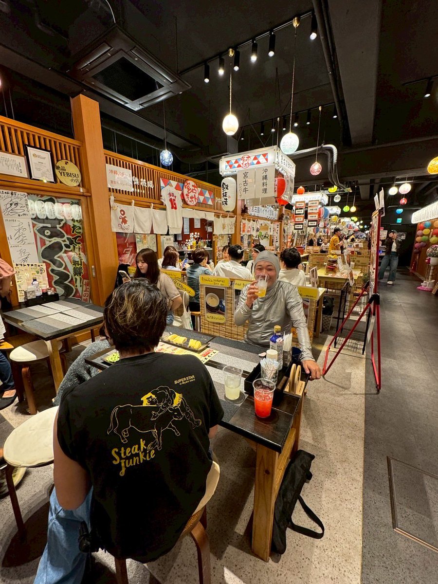 tanorazi's tweet image. 【新コーナーが誕生！！！】

その名も「ミヤヨコ大喜利」🍻

お題は…
「&quot;宮古横丁に行ったら、人生変わった&quot;何があった！？」

回答が良かった方には、宮古横丁で使える1000円分お食事券プレゼント🎁

765@fm-miyako.com まで！
回答、お待ちしております！

#たのらじ
#宮古横丁
#エフエムみやこ