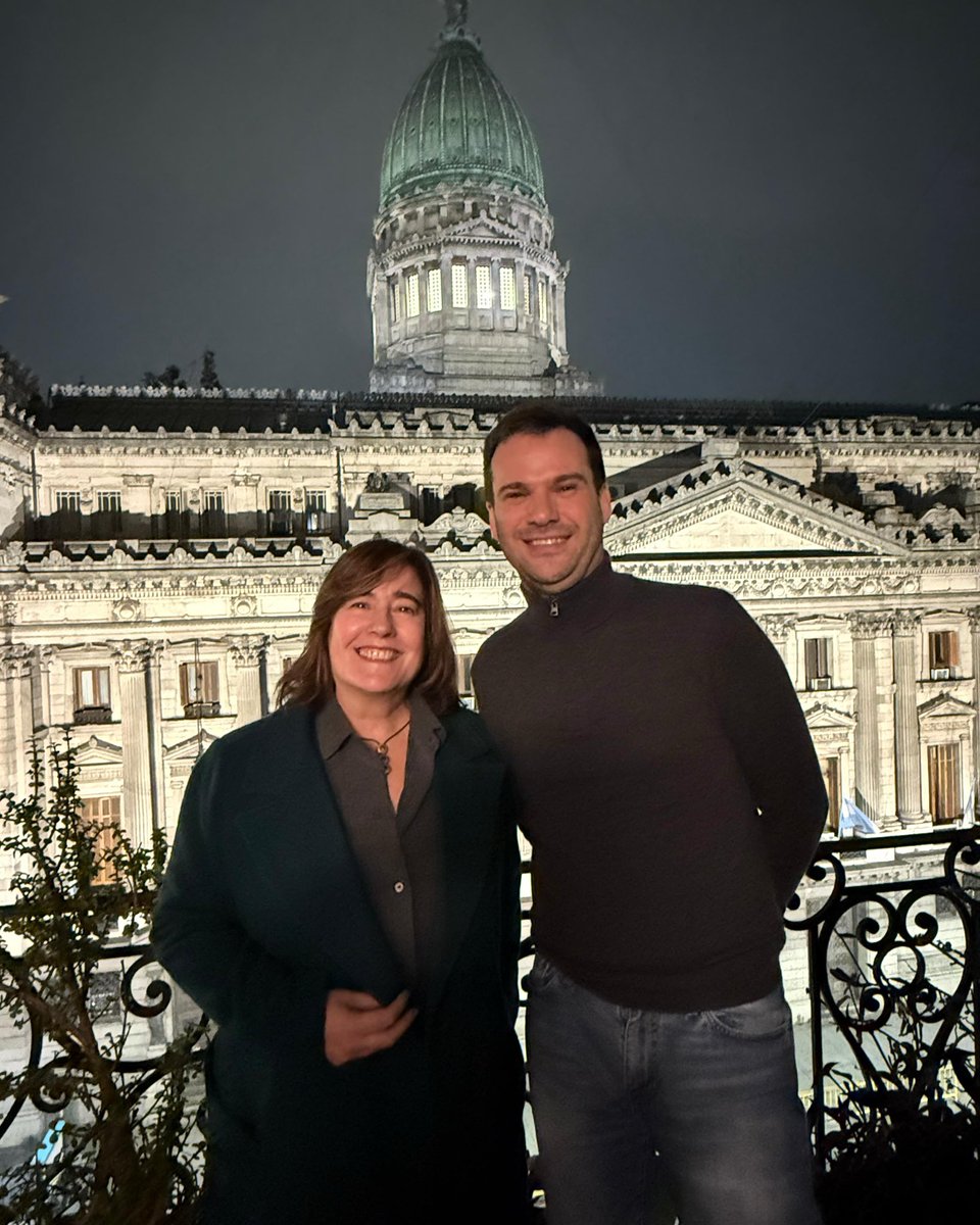 Es una alegría para nosotros anunciar que, junto a la Coalición Cívica y el radicalismo de la provincia de Buenos Aires, nos presentamos a las elecciones nacionales del 26 de octubre. Creemos que un Congreso equilibrado es lo mejor para los argentinos, y especialmente para los