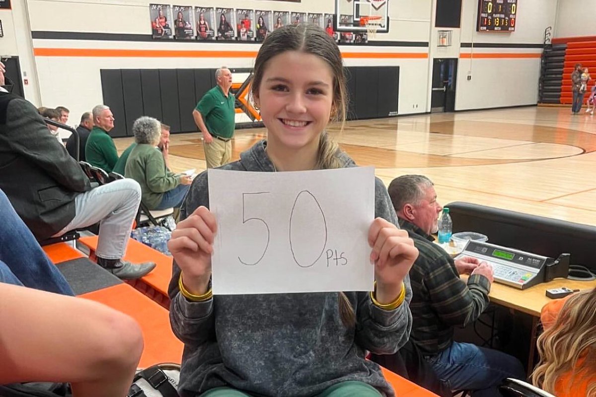 Standout_Prep's tweet photo. 📅 #StandoutSunday
⭐️ Standout Performance of the Year
Kinsey Barton(Bunker hs 2026)50 points Vs Ellington
8 rebounds 
7 steals
5/9 3pt 55.6% 
7/8 ft  87.5%FT 
14/23 2pt 60.9% 
She’s recovering from a torn meniscus and looks to build upon a great junior season. 
#StandoutPrep💪🏽🏀 https://t.co/5bIjcgcRm6