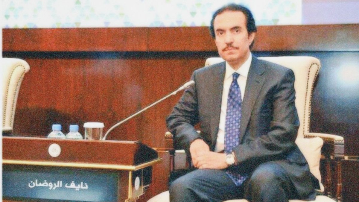 AlSarhanii's tweet photo. البروفيسور والدكتور؛نايف روضان السرحاني فيلسوف وعالم أعصاب
حصل على الدكتوراه في أبحاث المخ 

#NayefAlRodhan https://t.co/XGneen2Ivh
