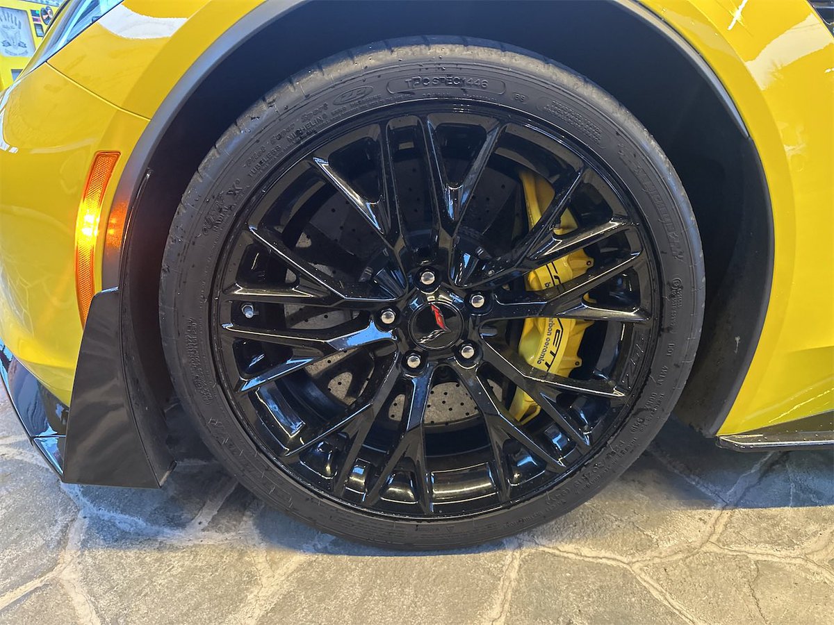 PROSPEED___USA's tweet photo. 静岡県のお客様に

2015 シボレー コルベット
【ZO6 3LT ZO7 パフォーマンス】
をご契約して頂きました。

希少なZO7 パフォーマンスPKG付き
低走行で外内装の状態も◎です✨

念願のZO6おめでとうございます🎉

ご納車まで楽しみにお待ち下さい。 https://t.co/0CmoVgLp7k