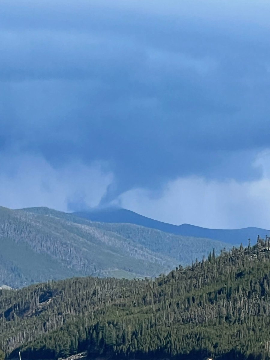NatlParksEric's tweet photo. @BianchiWeather any reports of a funnel near Keystone from storms Friday? sent some of the photos circulating online. looks like Whale Peak (13,078) which would make it a record from what i’m seeing. https://t.co/oeDMutIvbv