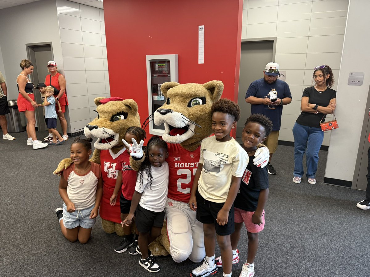 Mike Tates tweet media