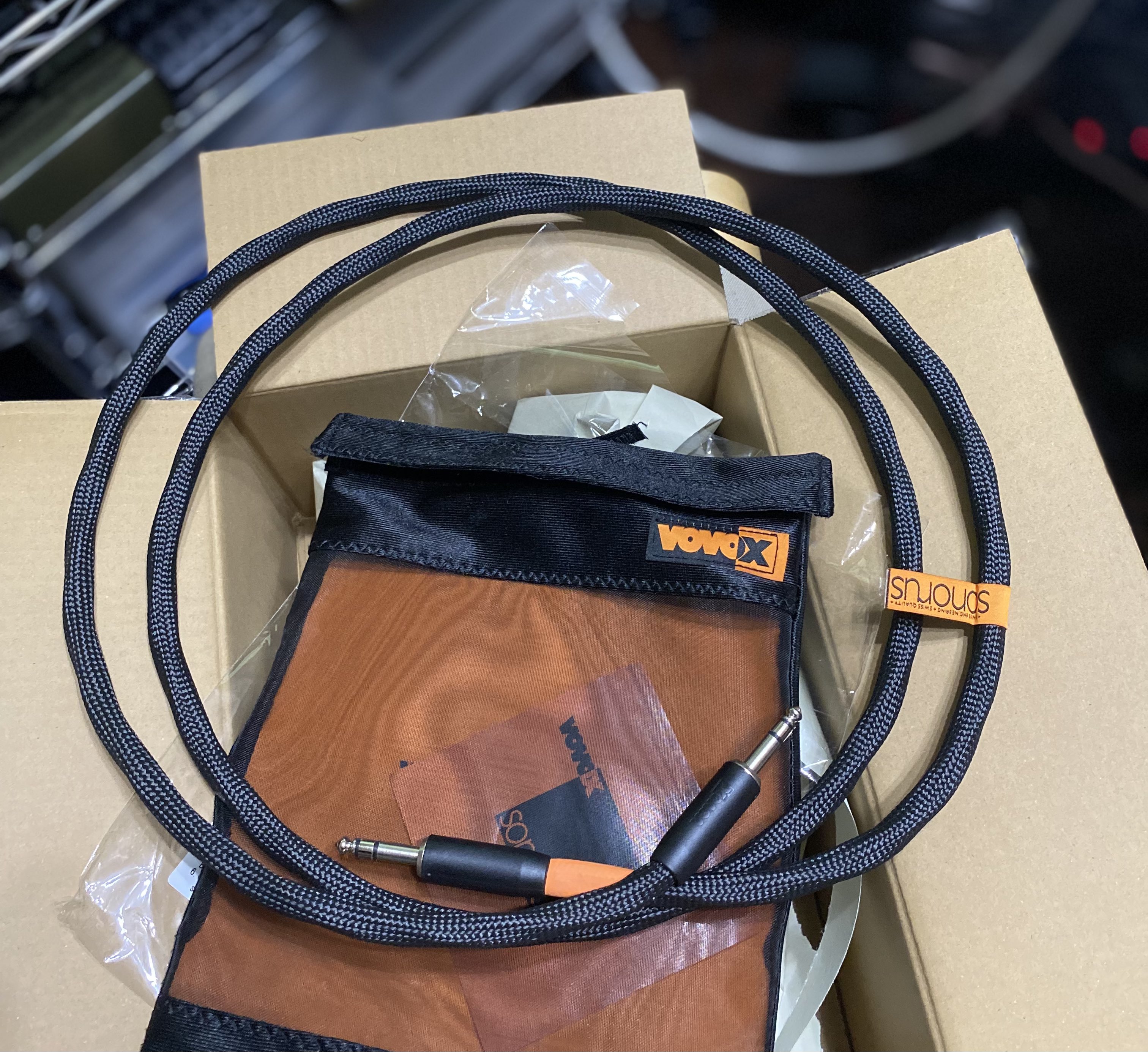 WATERFIRE XLOV ウムティwumuti 直筆サイン入り チェキ ポラ XLOV I ONE トレカ 直筆サイン入り ウムティ - メルカリ