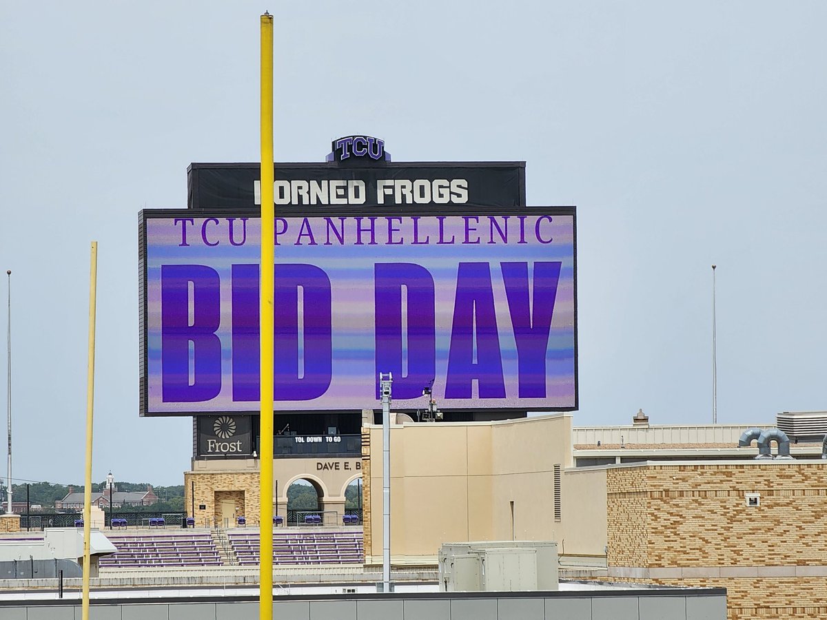 tank4daCubz's tweet image. So happy for &amp;amp; proud of #TheKid who starts at @TCU tomorrow &amp;amp; today she was selected to join her 1st Choice #Soroity #ADPi 

Can&apos;t wait to see everything you&apos;re going to accomplish the next few years. Love you 💜

#TCU #Panhellenic #BidDay #FtWorth #Texas #HornedFrogs #3rdGenFrog