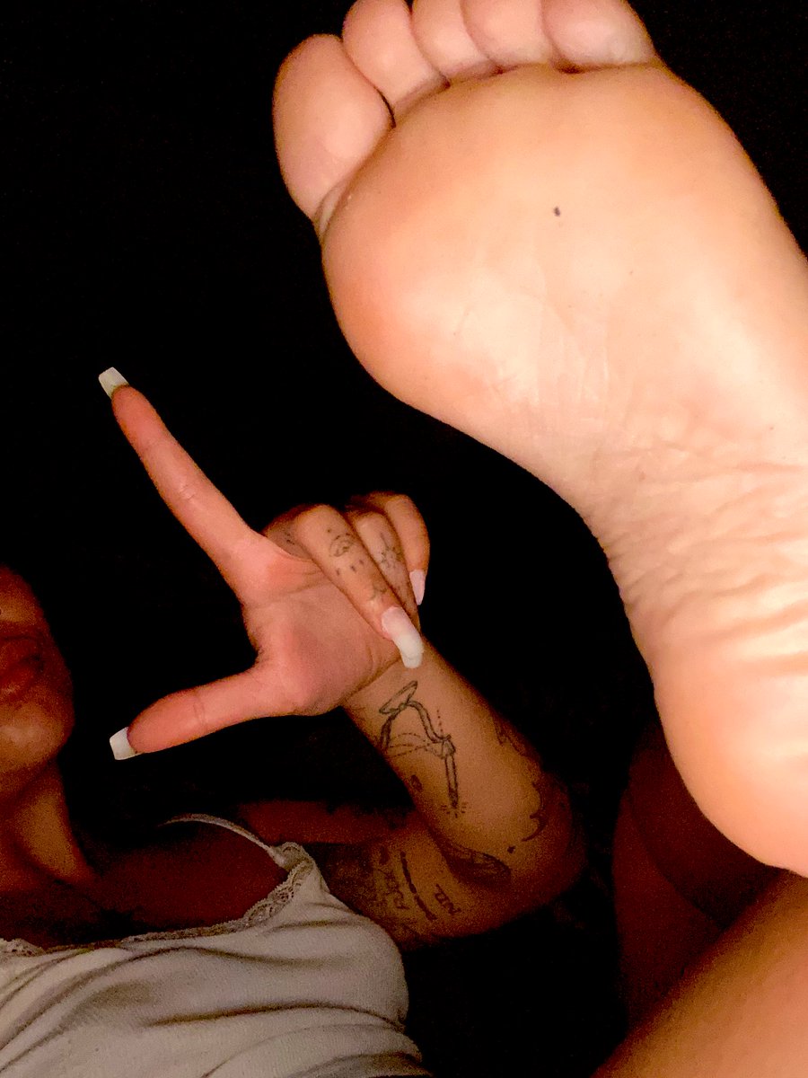 Nadiaonhell's tweet image. Cashmeet mañana x la mañana en mataro!
Dame mi puto dinero cerdo y luego te vas!!!!💅🏻🐷😈