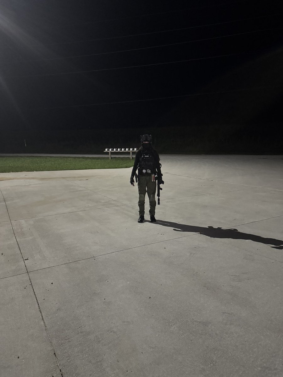 Me: “I’m not jealous” 

Also me when I don’t hear from pookie for .2 seconds: