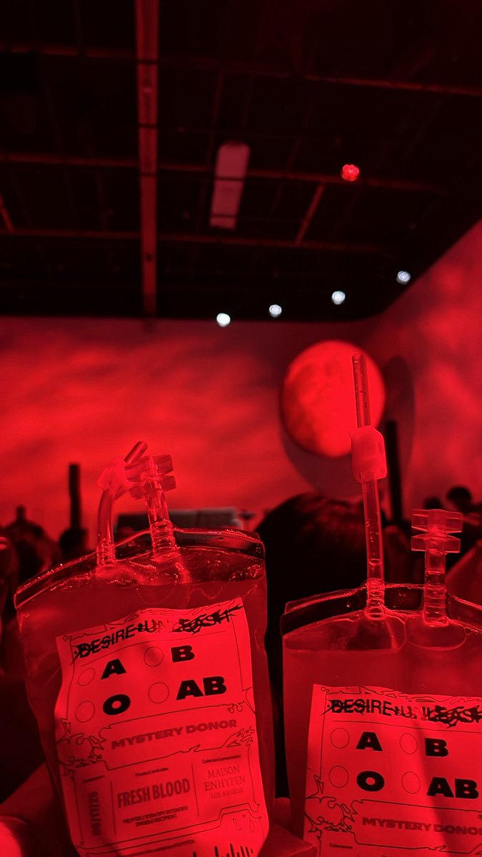 koomult's tweet photo. TYY Spotify for inviting me this was INSANE I can’t believe I got to see my boys again today 😭🙏🏽#MaisonENHYPEN #Spotify #WALKTHELINE_IN_LA https://t.co/dpDi0EHtcc