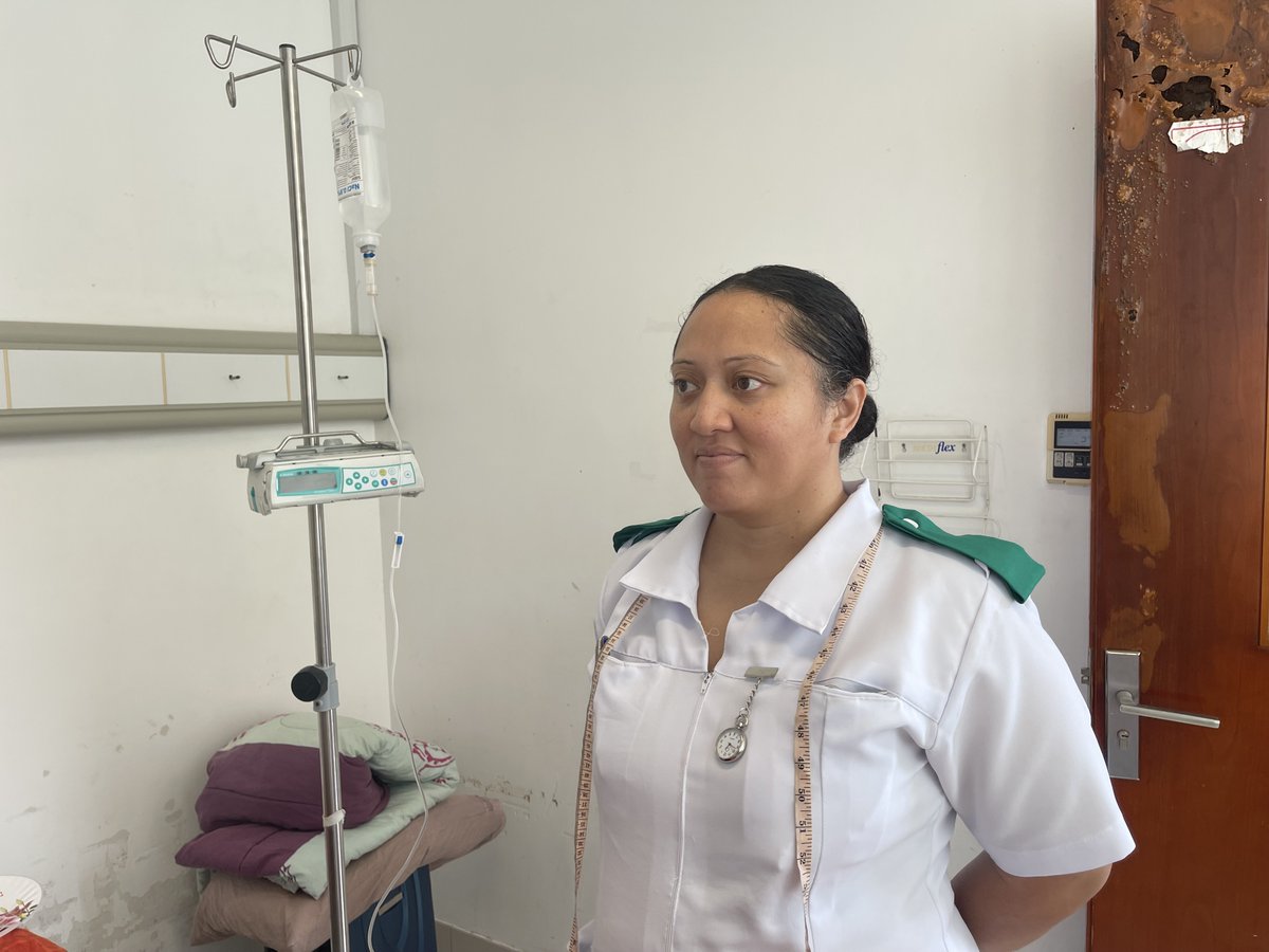 In Samoa, where fewer than 80 midwives serve 57,000 women of reproductive age — every trained midwife is a lifeline.
Meet Juliana Sili, one of 8 grads of the revised midwifery curriculum, now delivering lifesaving care in Apia &amp; beyond.

Full story here 👉 bit.ly/4fMeqiY