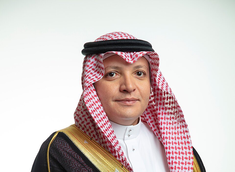 صدرت الموافقة السامية على تعيين الدكتور فهد تونسي رئيسًا لمجلس إدارة #الهيئة_السعودية_للبحر_الأحمر، تعزيزًا لمسيرة التنمية المستدامة في قطاع البحر الأحمر.