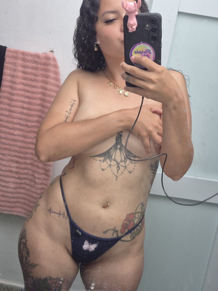 purpleepr4's tweet photo. La Cuerpa de la Purple🥰 https://t.co/MMGxeRBGOQ