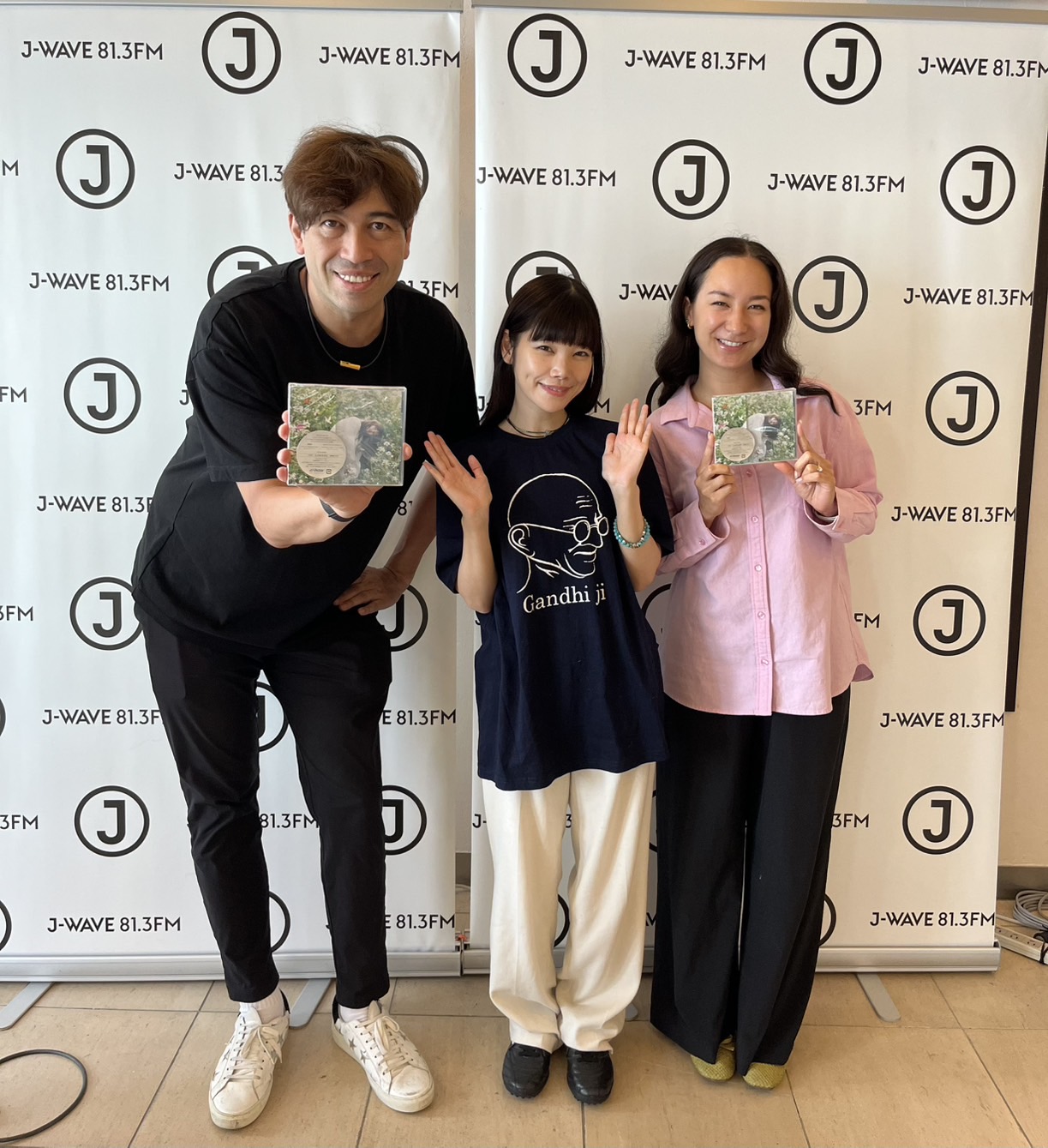 貴重LOVE NOTES J-WAVE コンピレーション6枚セット Amazon.co.jp: LOVE NOTES～J‐WAVEプレゼンツ“AZ-WAVE