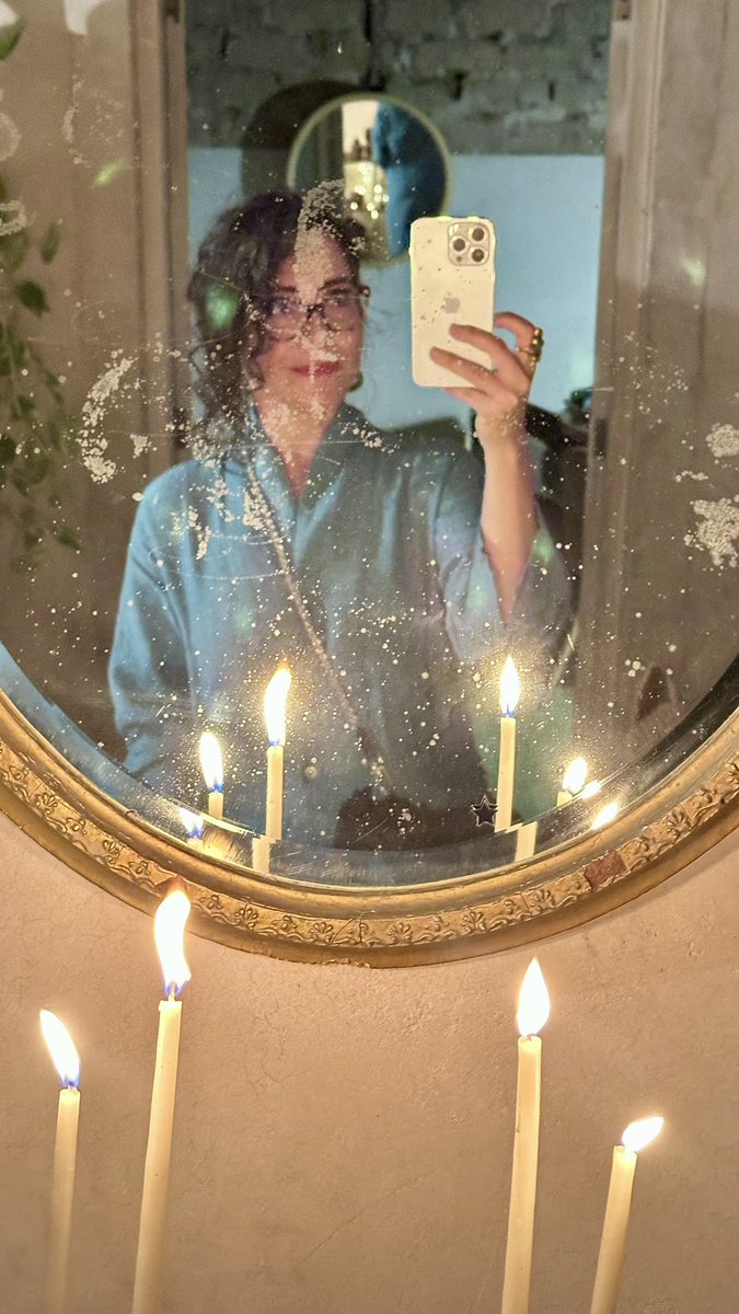 Cuando en un futuro, si es que vuelve a suceder, en alguna entrevista me pregunten cuál ha sido mi restauración más difícil, les diré que la propia. ¡Qué fortuna ser arquitecta restauradora! Y qué fortuna poderse restaurar a una misma desde los cimientos.