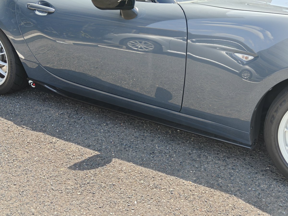 サイドステップ補修完了～

ディーラー様がお盆休みだったのでモノタロウで部品購入