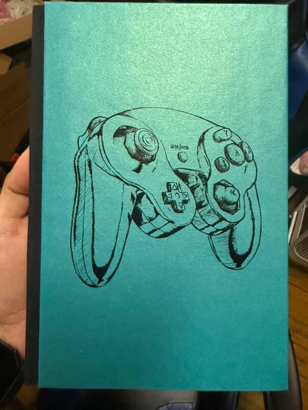 Hoy fuimos a el primer bazar con el proyecto de fanart, gráfica y encuadernación artesanal con mi familia. 

instagram.com/gatoriixa?igsh…

Los invito a seguir la cuenta y si les gusta algo ya saben que pueden mandarme mensaje. :)