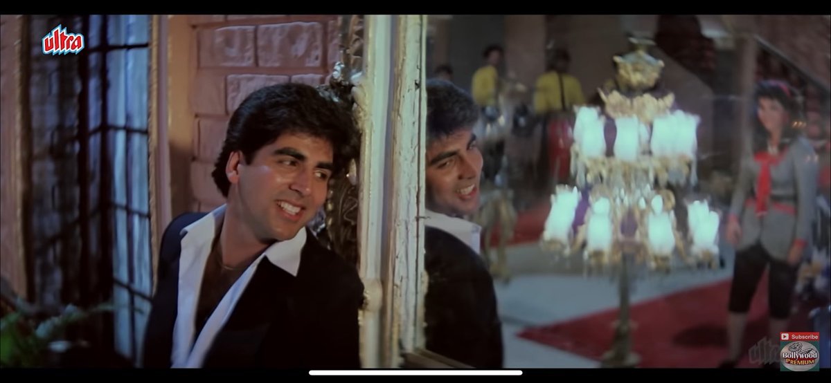 AkkiKumarTimes's tweet photo. Throwback! 🤩 That 90s magic when Megastar Akshay Kumar sir's innocence and style won everyone's heart! The song 'Jaam Woh Hai Jo Bhar Ke' still feels as fresh and amazing today. This is not just a song, it's an emotion! 🕺 #Sainik #AkshayKumar #Akkians 

https://t.co/8zDFmLyIAq https://t.co/En26F9XxCz