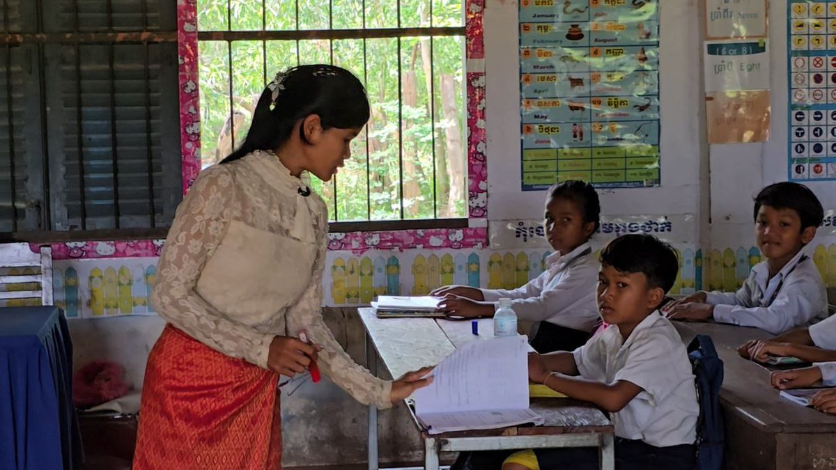 saophalniseiy's tweet photo. Although some schools are reopened, some students returned briefly but were pulled out again when families evacuated. Parents often call to explain why their children cannot attend.

“Many got sick from moving back and forth, especially from staying outside their own homes. Some caught dengue fever,” Chantrea said.

https://t.co/l9zbxhi0IF