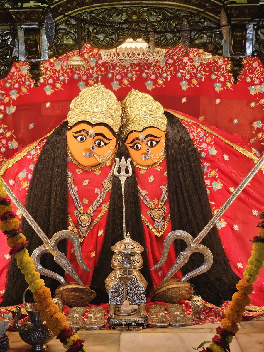ChotilaTemple's tweet photo. આજના દર્શન 🚩 
શ્રાવણ વદ દસમ. સોમવાર.
તા. 18/08/2025.
જય માતાજી 🙏🏻 https://t.co/eaa7s1ZpLk