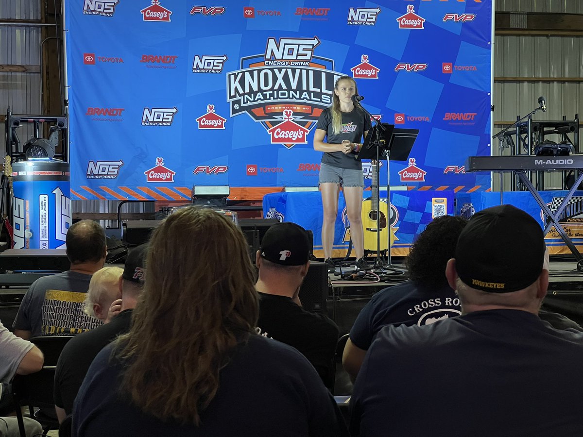 McKennaHaase's tweet photo. It was great being back @knoxvilleraces again for Nationals - even if it wasn’t behind the wheel. Thank you to everyone who stopped by @HyVee &amp; chapel to say hello. Even if it was brief, it was a rich &amp; meaningful couple days thanks to everyone we were able to enjoy the time with https://t.co/j86rN3XnFT