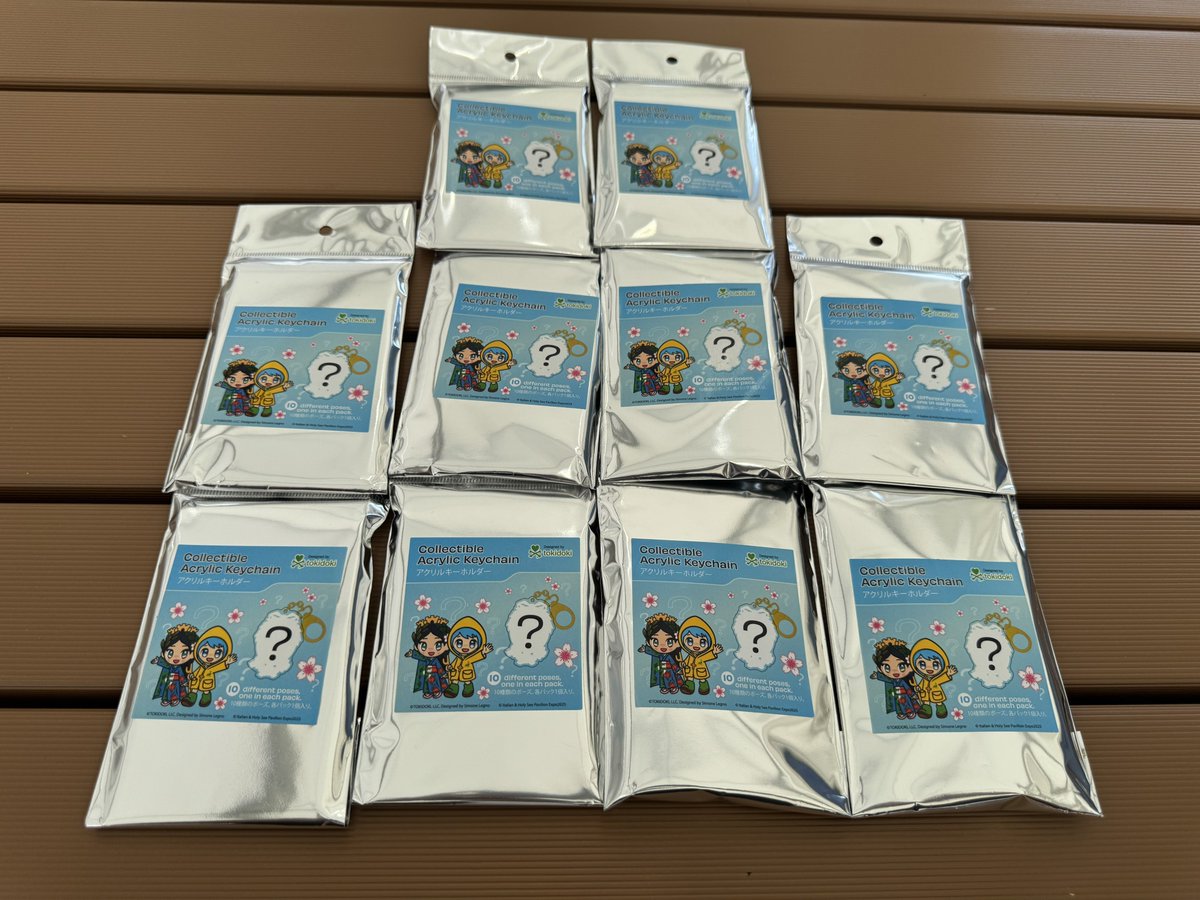 先日購入したイタリア館ショップのイタリアちゃん新グッズ。アクリル