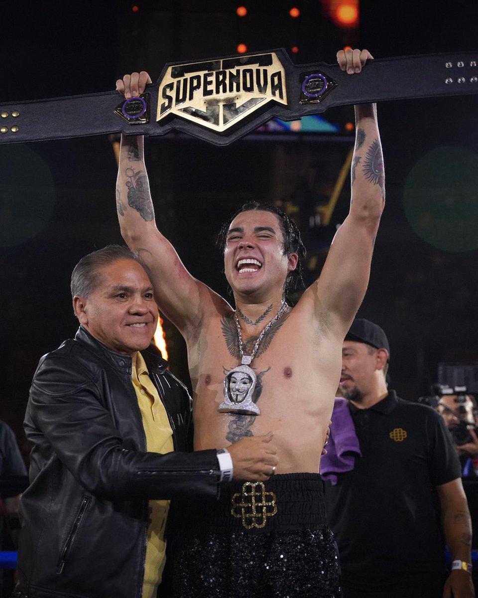 mario bautista yo si te ando aguantando 3 rounds, pero ya peleando ninguno