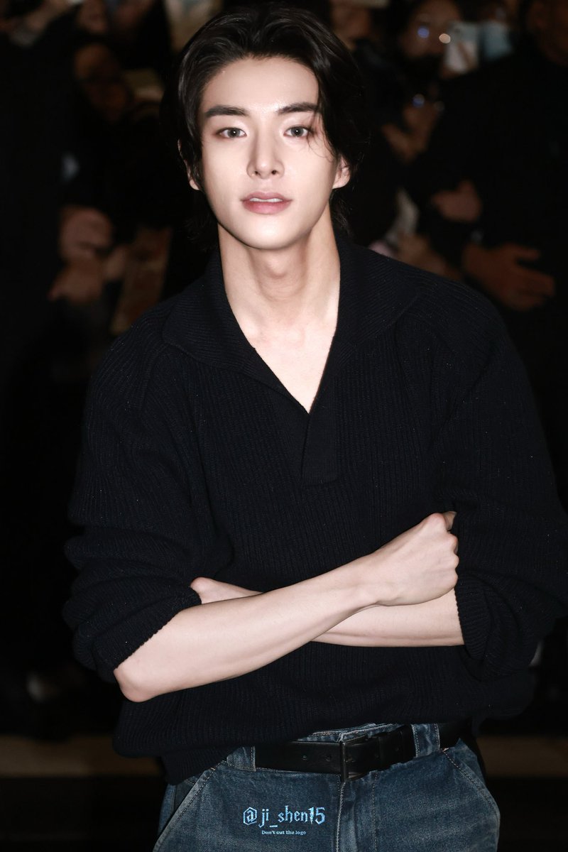 제이크 얼굴 (@tlawodbsface) on Twitter photo 