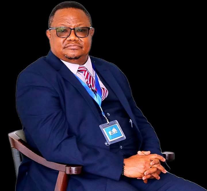 Watanzania wameona, Watanzania wanajua, kuweka hii kesi gizani na kunyima taarifa ni kufanya Watanzania wathibitishe zaidi kwamba ni kesi ya uongo na wanataka kumnyonga Lissu gizani.

Makaburu waliruhusu kesi ya kina Mandela isomwe kwenye camera miaka 63 iliyopita leo zama za