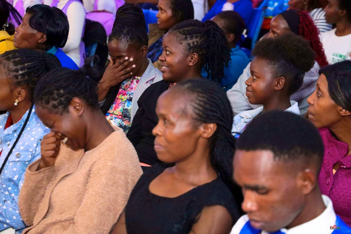 FaithTvKenya's tweet photo. Highlights from “The Encounter” Youth Kesha at CFF Central Church.

Did you witness the move of God?

@cffministries | @hknganga 
#YouthKesha #QAsession #CFFCentral #HarrisonNganga #TheEncounter #Highlightphotos https://t.co/o9PZ0xXeHO