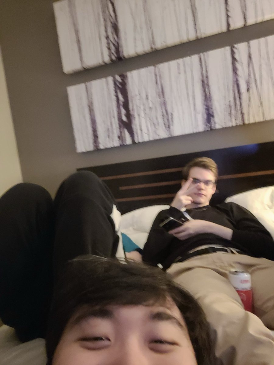 ithrowow tweet media