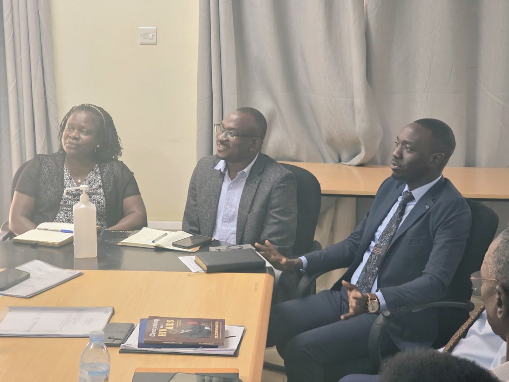 kariswi's tweet photo. Kudos to your leadership! We interacted with our @MJAPUg board of directors and spoke to our successes in compliance, stakeholder engagement, and more! Their expertise-and jovial spirit-made for some good laughs!
#TeamMJAP #Governance   @lwevpaul https://t.co/VAFTUtTUJV