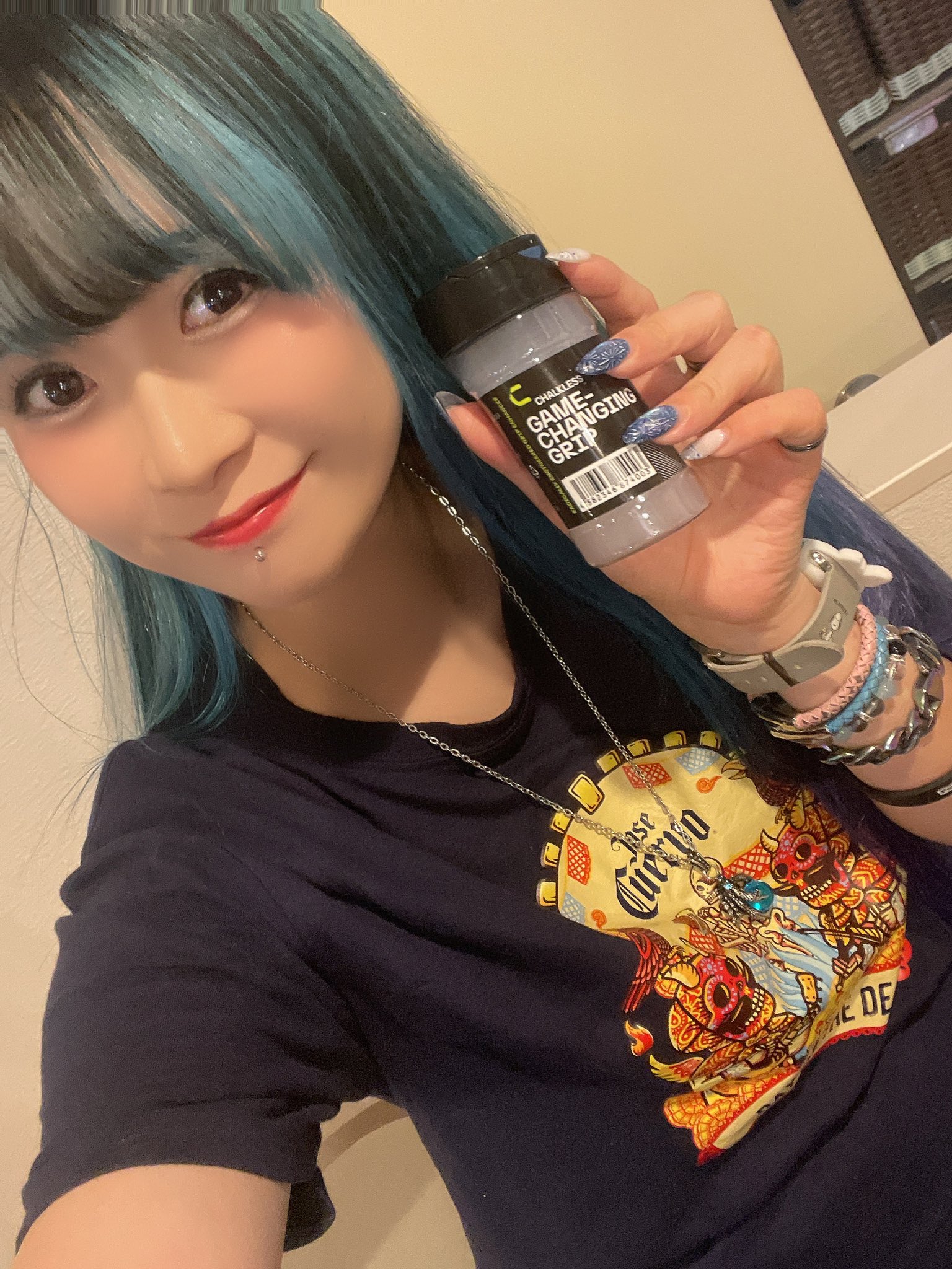 🍸五十嵐 蛍🧩Luciole発売中 on X: 
