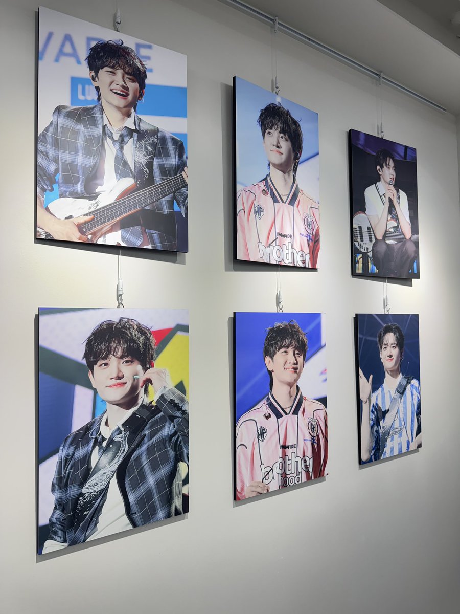 myzibi_'s tweet photo. 💌 #원상이에게_사랑배송중
💌 #postalcodeis_960815
꒰ა 홍대 디어마이디어

카페가 아니라 진짜 한 미술관, 전시관인 거 같았어요 ..
특히 막콘 멘트 적혀있는 부분에서 더더욱 그렇게 느껴진 ꒰ ⸝⸝ɞ̴̶̷ ·̮ ɞ̴̶̷⸝⸝꒱ ♡
원상이 직캠 틀어놓은 곳도 너무 마음에 들었던 곳 。。୨୧ https://t.co/9dcyCVyy6u