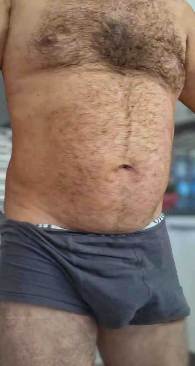 JohnBosley78's tweet photo. Italian pride
#italianmale #manhood #manliness #italianstud #nakedmen #dadbod #dadbodlovers #malesfromcalabria #dadsofcalabria https://t.co/uHN2QDjf52