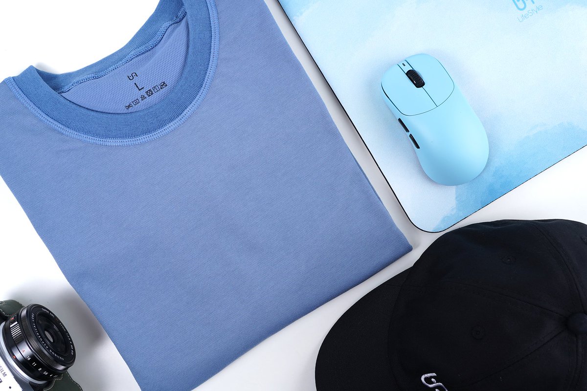 VAXEE_LifeStyle's tweet photo. VAXEE LifeStyle aims to create a comfortable and relaxing visual effect through color matching. By combining the 2025 T-Shirt, the specially designed PA M mousepad, and the ZYGEN NP-01S Ergo mouse with a unique color scheme coordinated with the Esports division, we are launching a visual style bundle that integrates our products more seamlessly into everyday life. For full details, please refer to the news:

US: https://t.co/CozlWnOeXl
EU: https://t.co/0GPOBXZShK