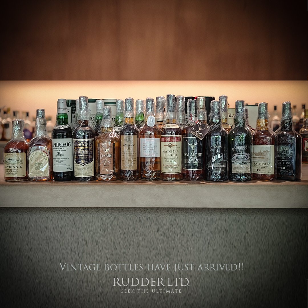 Vintage bottles have just arrived!!
theultimatespirits.jp/collections/ol…
Springbank スプリングバンク 2006 10年 Duty Paid Sample (60.7%)
Laphroaig ラフロイグ カーディス 2019 トリプルウッド
Laphroaig ラフロイグ カーディス Feis Ile 2021
Laphroaig ラフロイグ カーディス Feis Ile 2020
Laphroaig