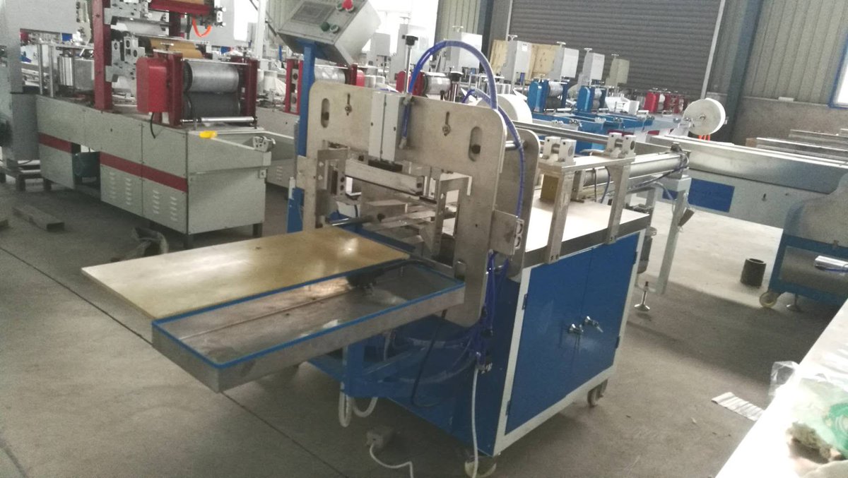 HenanFuyuan's tweet image. 🚀 "Ultra-Fast Tissue Machinery" 🚀
Need to crank out tissues nonstop? Our machines are built for speed 
#TissueMachine  #RestaurantEquipment  #fyp