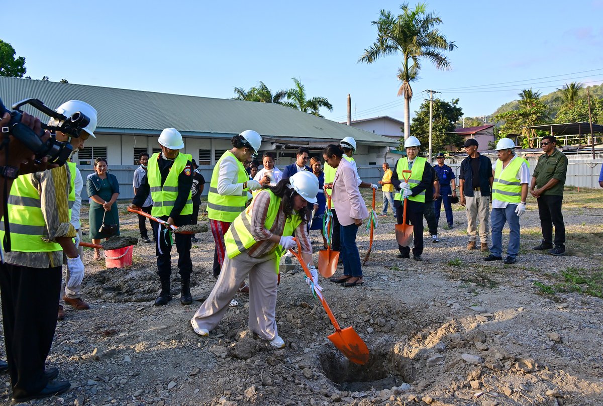 WHO Timor-Leste (@whotls) on Twitter photo 🇹🇱 is now the 3rd malaria-free nation in <a href="/WHOSEARO/">World Health Organization South-East Asia</a>, joining Maldives (2015) & Sri Lanka (2016).
The announcement was a highlight at the groundbreaking for the upgrade of HNGV, the national hospital, supported by Japan & JICA to strengthen maternal and newborn care. 🇹🇱 is now the 3rd malaria-free nation in <a href="/WHOSEARO/">World Health Organization South-East Asia</a>, joining Maldives (2015) & Sri Lanka (2016).
The announcement was a highlight at the groundbreaking for the upgrade of HNGV, the national hospital, supported by Japan & JICA to strengthen maternal and newborn care.