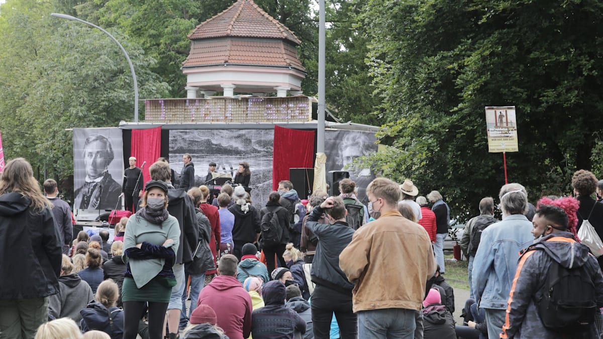 Linksextremisten planen Angriffe auf Villen im Berliner Grunewaldviertel to.welt.de/g6bjtoJ