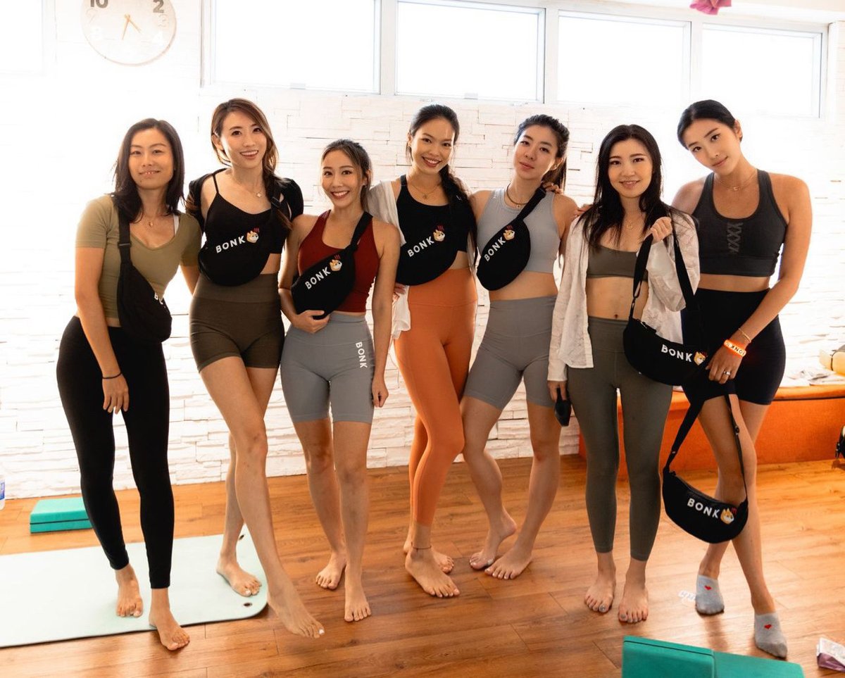 web3jade_io's tweet photo. How Web3 ladies recharge? 
Guess mindful strength > degen noise🧘‍♀️

Still glowing from yesterday’s yoga event by @bonk_inu x BaoBao: balancing, connecting &amp; proving how we BUIDL for body, soul &amp; RL use cases  

Much love to @sammydusoleil Baobao team &amp; all the beautiful ladies ❤️ https://t.co/ltb2zzNH9x