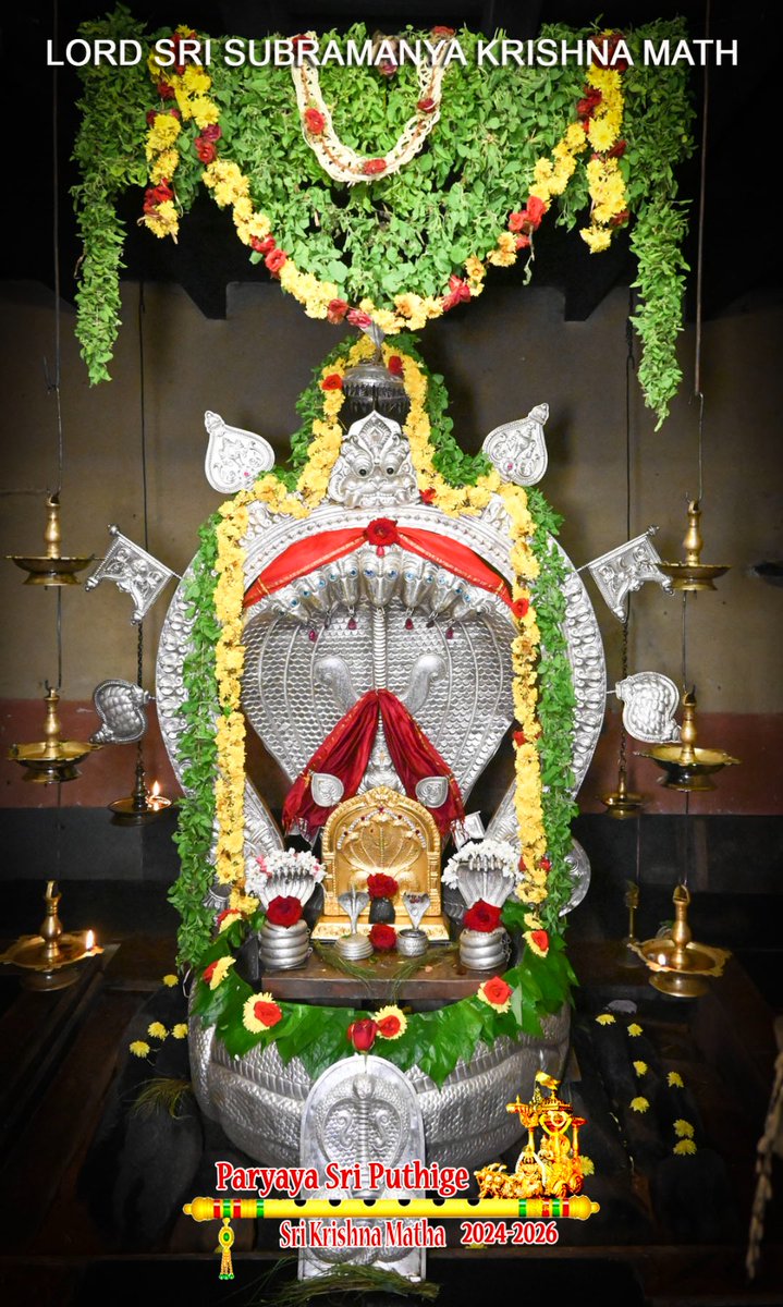 *18/08/2025*
Sri Krishna Mukhyąprāña Darshanam 
*ಶ್ವೇತಾಂಬರಧರಂ ವಿಷ್ಣುಂ* ಅಲಂಕಾರ
*SHWETAAMBARADHARAM VISHNUM*q0