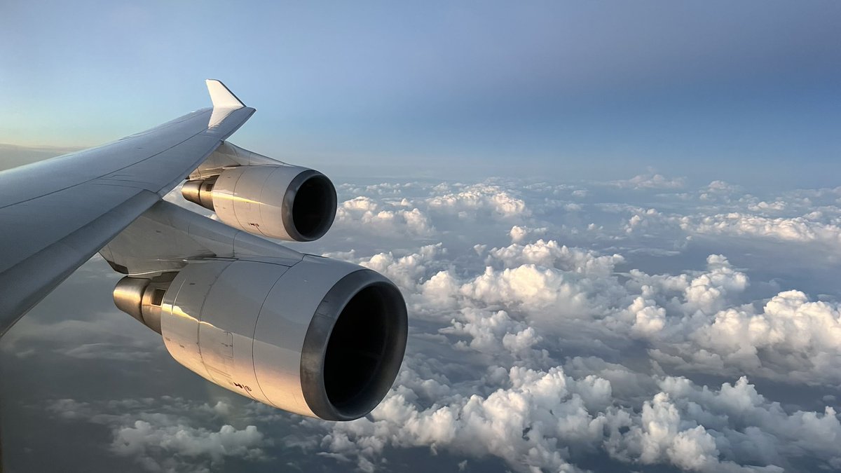 a few days ago i tried out <a href="/lufthansa/">Lufthansa</a>’s business class on the iconic boeing 747-400

it was an unforgettable experience, from the aircraft itself to the amazing crew and hard product, especially considering the price i paid for.