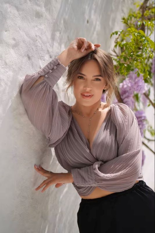 DatingOnlineAg2's tweet photo. Snizha: Hi! I’m a manicure artist who believes life’s...
https://t.co/B31HwZsrwx https://t.co/996Xg3F3AX