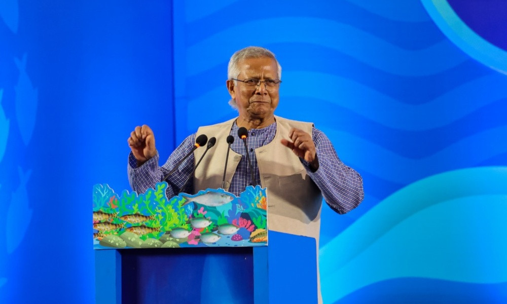 ‘প্রকৃতি ও পানির প্রতি সদয় হতে হবে’ : প্রধান উপদেষ্টা