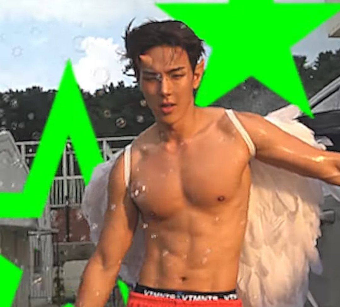 AboutMusicYT's tweet image. Shownu of Monsta X in the music video for Do What I Want.